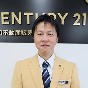 【山内　幸治】私自身、押しの強い営業マンが苦手なので 参考だけに見に行ってみたい、ローン等の相談だけしてみたいという方大歓迎です。 気兼ねなくご相談いただけますと大変嬉しく思います。